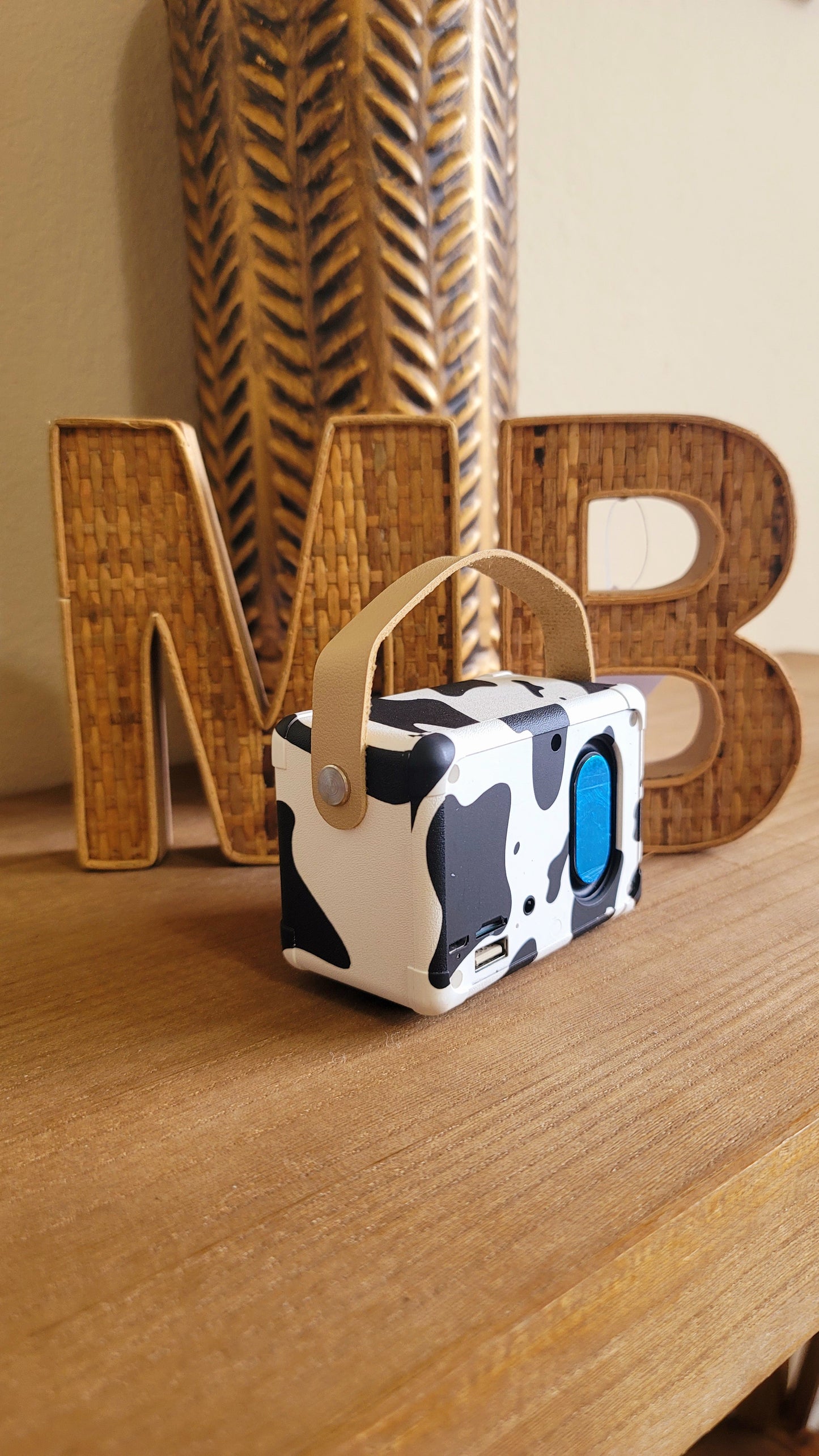 Retro Cowprint Wireless Speaker