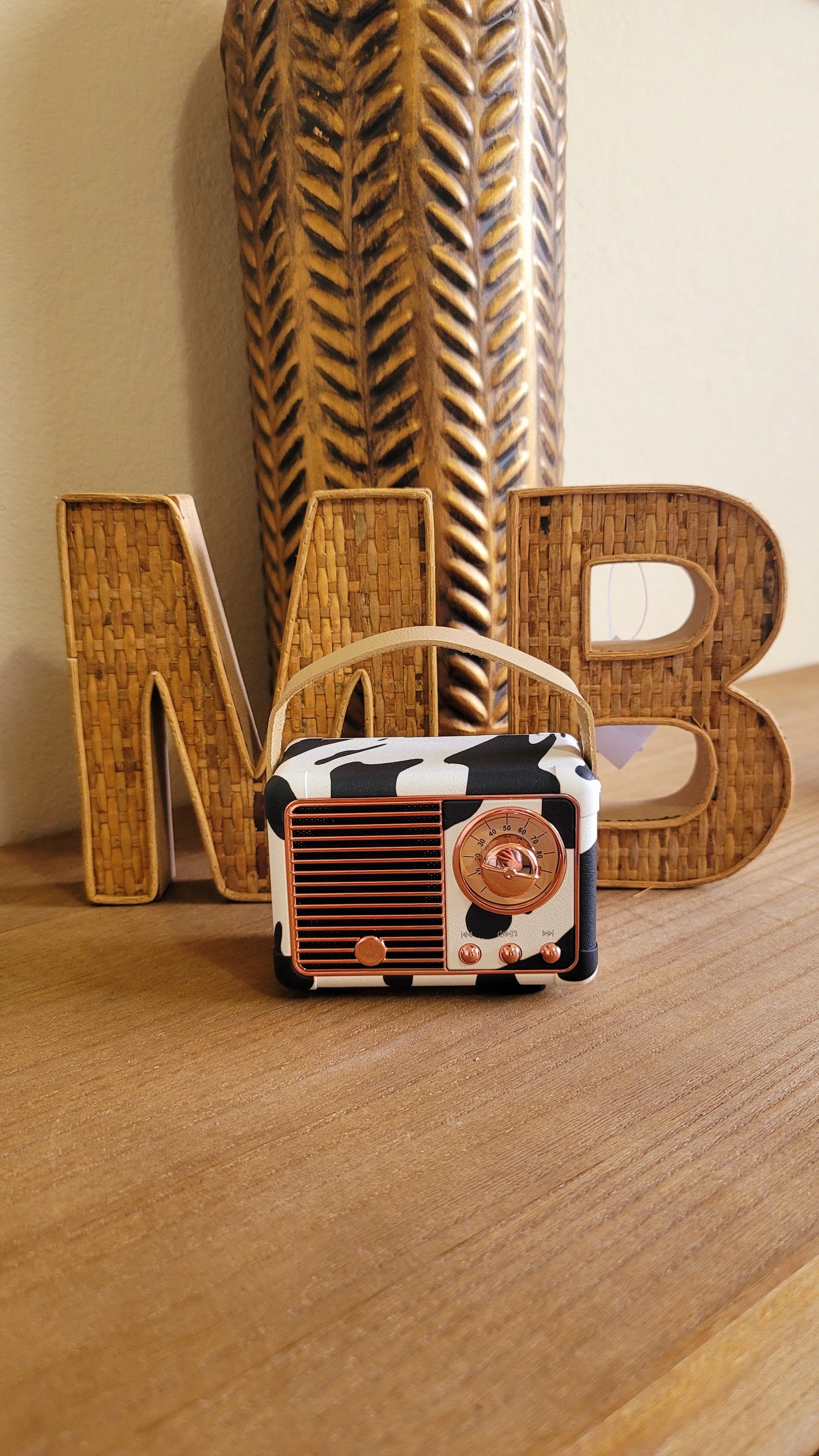 Retro Cowprint Wireless Speaker